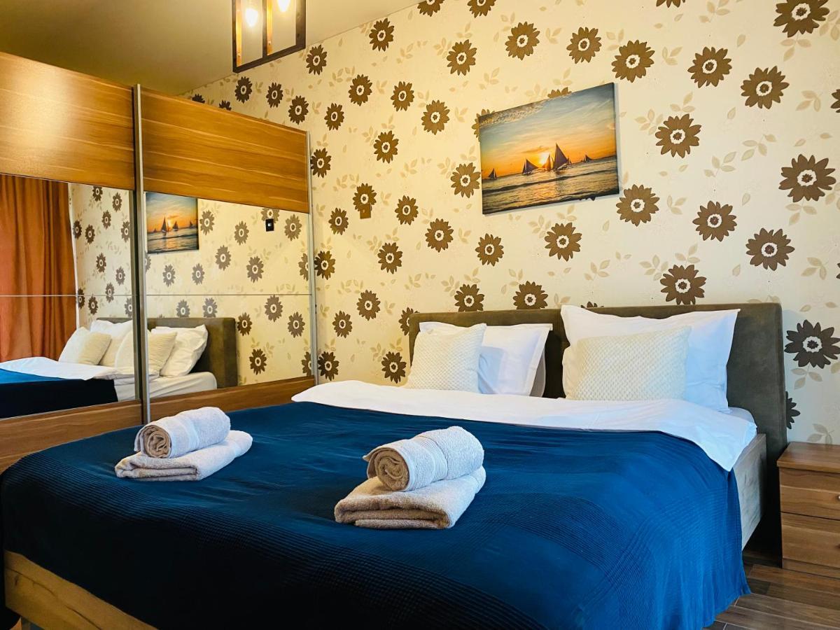 Eclipse Apartment Free Parking คลูจ-นาโปกา ภายนอก รูปภาพ